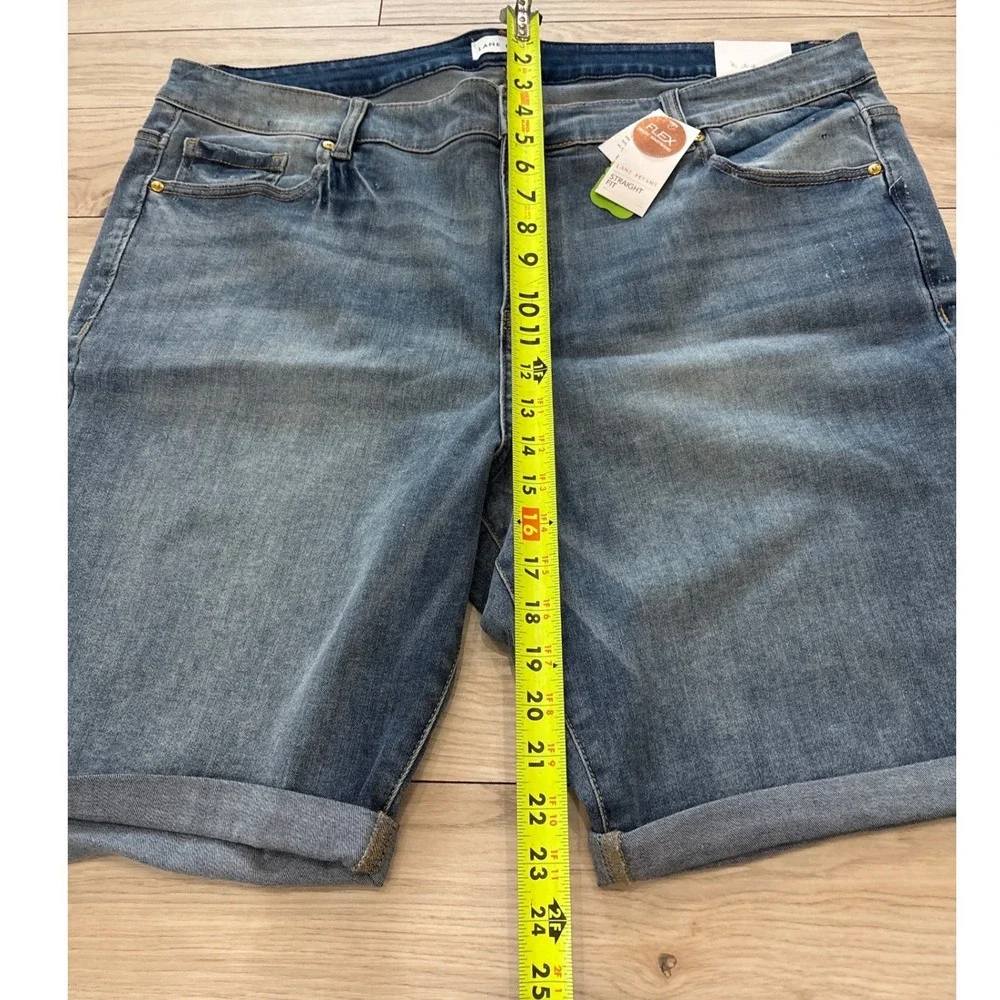 Lane Bryant Womens Size 22 Straight Fit Bermuda Denim Shorts Cuffed Medium Wash